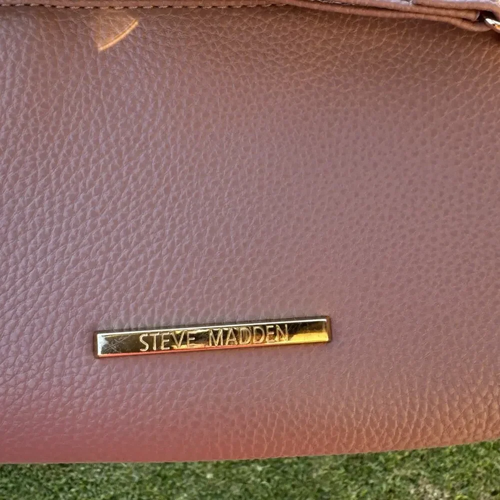 Steve Madden Double-Zip Wristlet Wallet Taupe Mocha Blush Pebbled Faux Leather